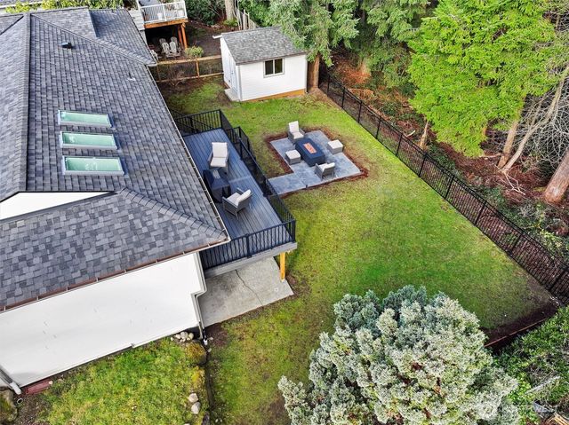 876 172nd Avenue NE, Bellevue, WA 98008