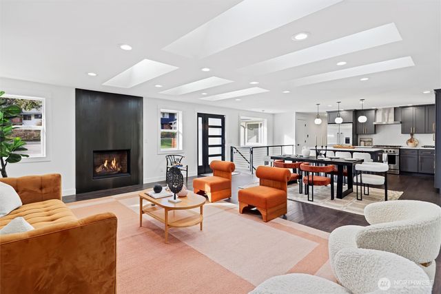 876 172nd Avenue NE, Bellevue, WA 98008