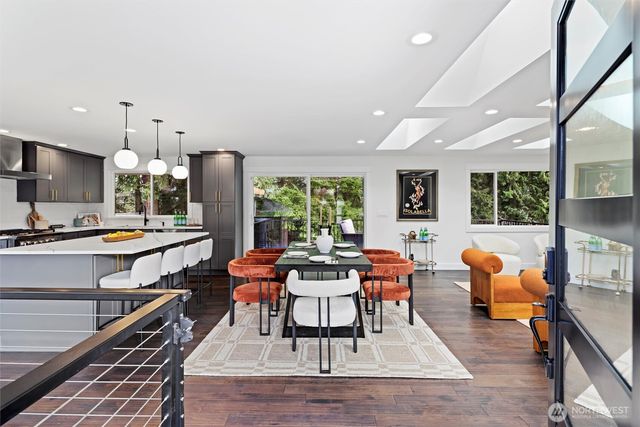 876 172nd Avenue NE, Bellevue, WA 98008