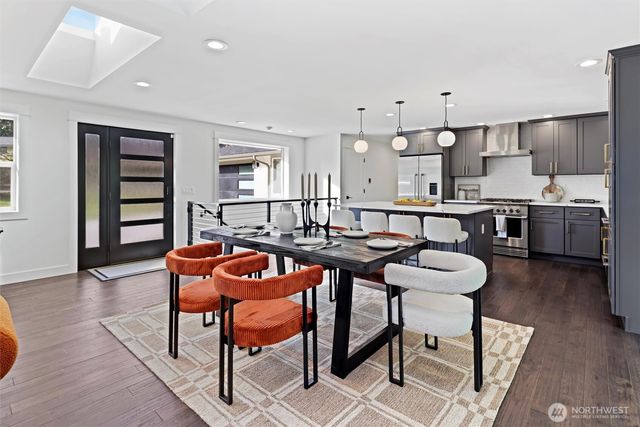 876 172nd Avenue NE, Bellevue, WA 98008