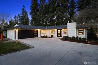 876 172nd Avenue NE, Bellevue, WA 98008