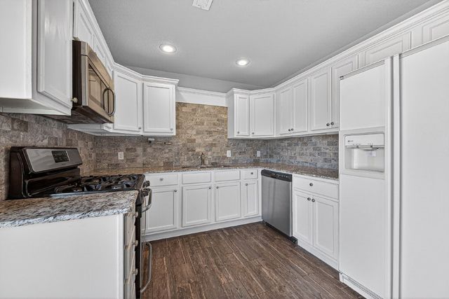 807 N 14th Street, Rogers, AR 72756