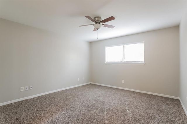 36 W Bigelow Oak Court, The Woodlands, TX 77381