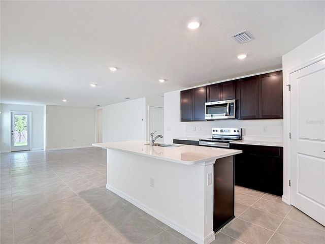 31115 SILVER STAGE DRIVE, Brooksville, FL 34602