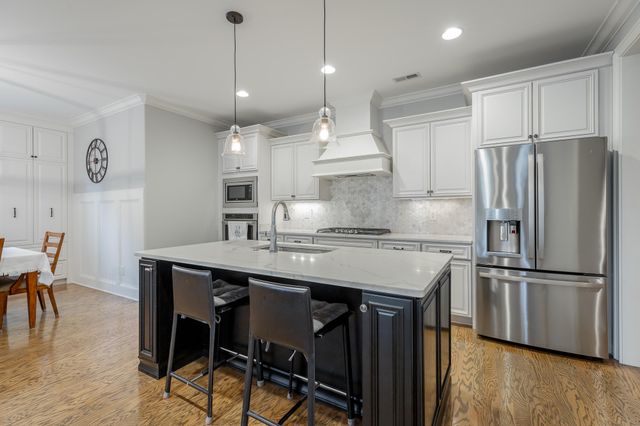 7348 Miss Madison Way, Ooltewah, TN 37363