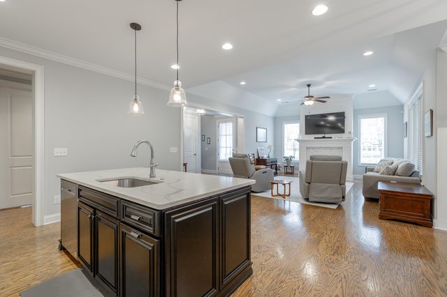 7348 Miss Madison Way, Ooltewah, TN 37363