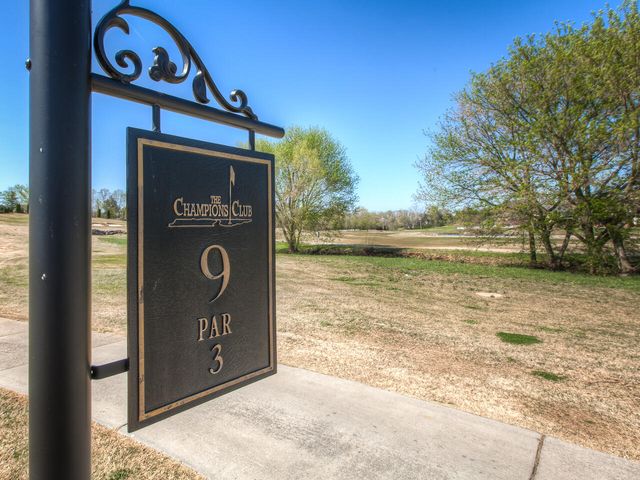 7348 Miss Madison Way, Ooltewah, TN 37363