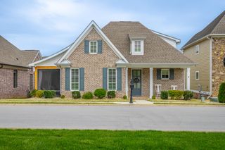 7348 Miss Madison Way, Ooltewah, TN 37363