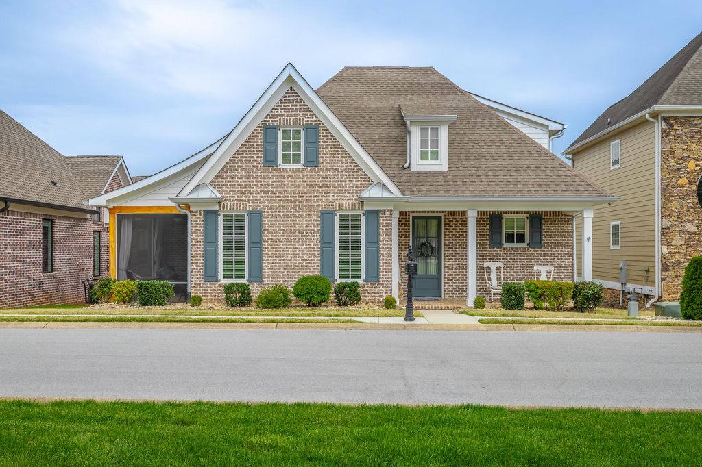 7348 Miss Madison Way, Ooltewah, TN 37363