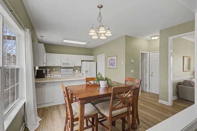 4012 Farmville Ct, Spring Hill, TN 37174