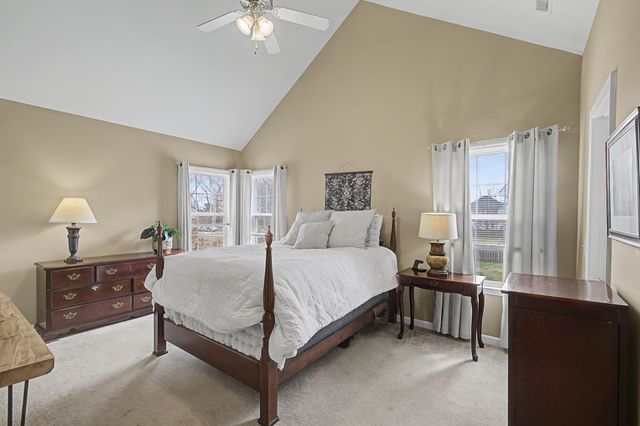 4012 Farmville Ct, Spring Hill, TN 37174