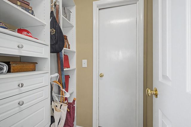 4012 Farmville Ct, Spring Hill, TN 37174