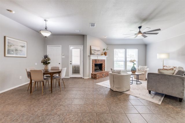 2001 Harvester Drive, Rockwall, TX 75032