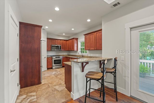 112 Confederate Ave, Bluffton, SC 29910