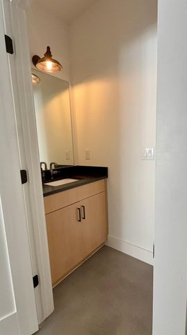 1204 Redd ST 2, Austin, TX 78745