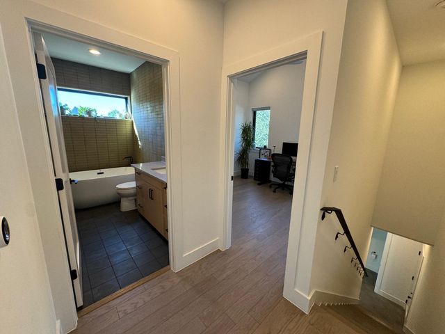 1204 Redd ST 2, Austin, TX 78745