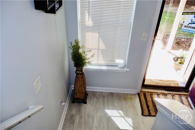 7 Corsair Circle, Port Wentworth, GA 31407