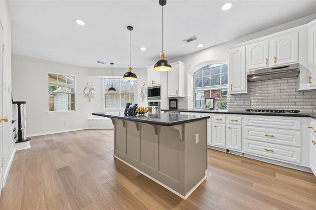 12514 Leytonstone Street, Tomball, TX 77377