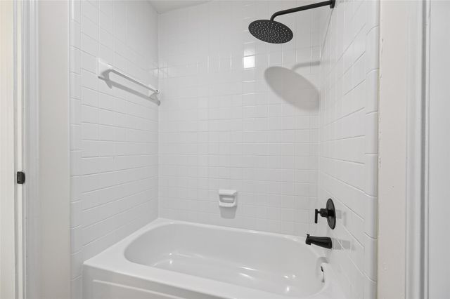 12514 Leytonstone Street, Tomball, TX 77377