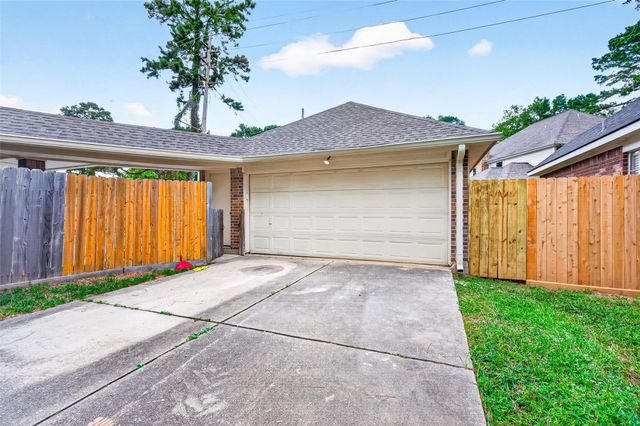 12514 Leytonstone Street, Tomball, TX 77377