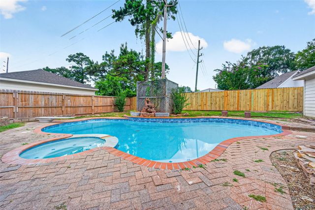 12514 Leytonstone Street, Tomball, TX 77377