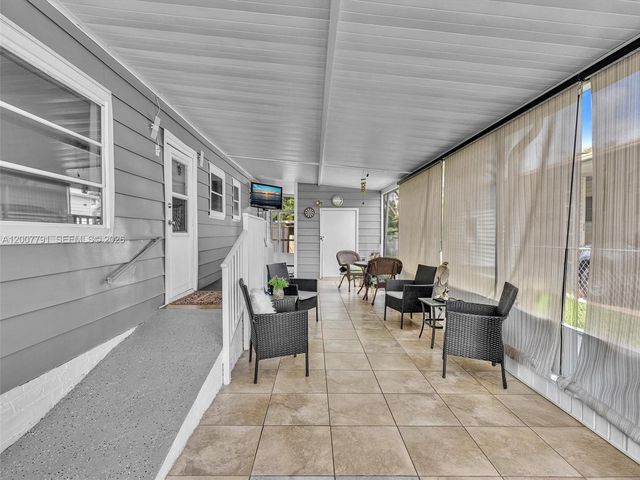 2061 SW 83rd Avenue, Davie, FL 33324