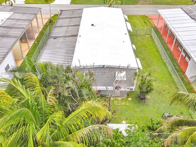 2061 SW 83rd Avenue, Davie, FL 33324