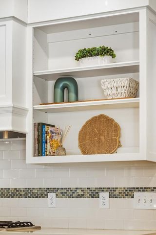 185 W Lake Street, Excelsior, MN 55331