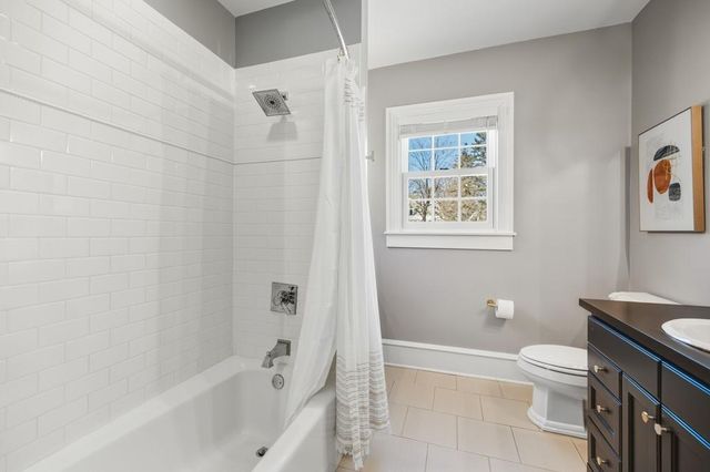 185 W Lake Street, Excelsior, MN 55331