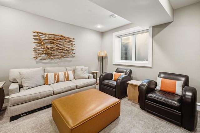 185 W Lake Street, Excelsior, MN 55331