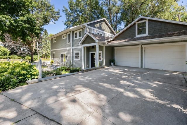 185 W Lake Street, Excelsior, MN 55331