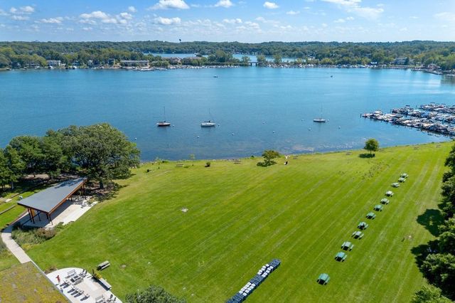 185 W Lake Street, Excelsior, MN 55331