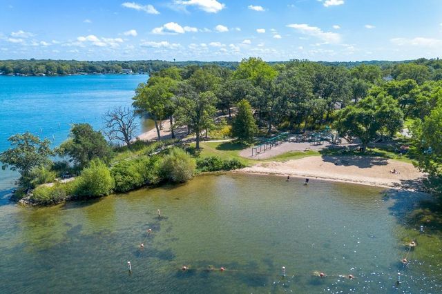 185 W Lake Street, Excelsior, MN 55331