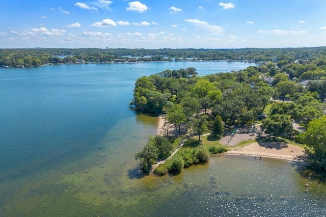 185 W Lake Street, Excelsior, MN 55331