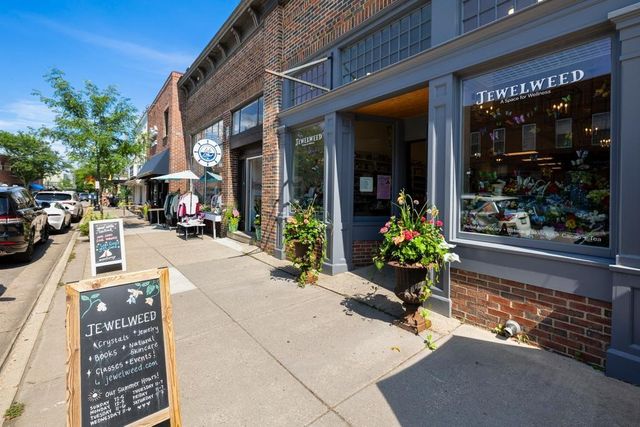 185 W Lake Street, Excelsior, MN 55331