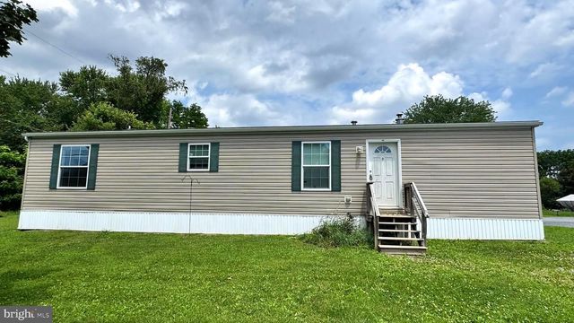 110 MCKINNEY LN, Middletown, PA 17057