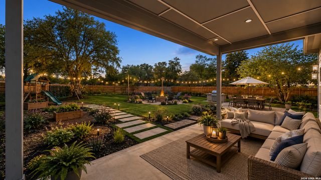 4606 Lee Way, Elmendorf, TX 78112