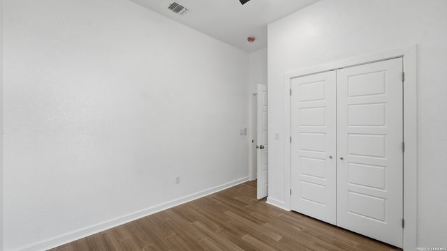 4606 Lee Way, Elmendorf, TX 78112