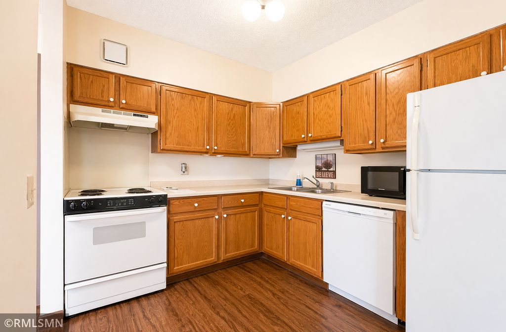 7600 Golden Valley Road 612, Golden Valley, MN 55427 — photo 4