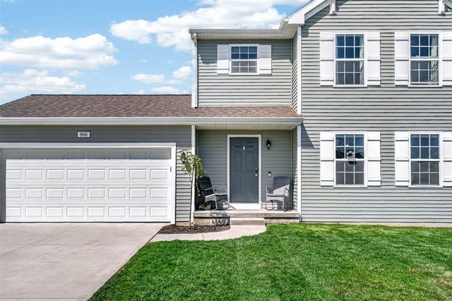 966 View Pointe Drive, Middleville, MI 49333