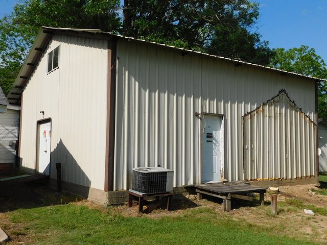 105 NW 2nd, Springhill, LA 71075