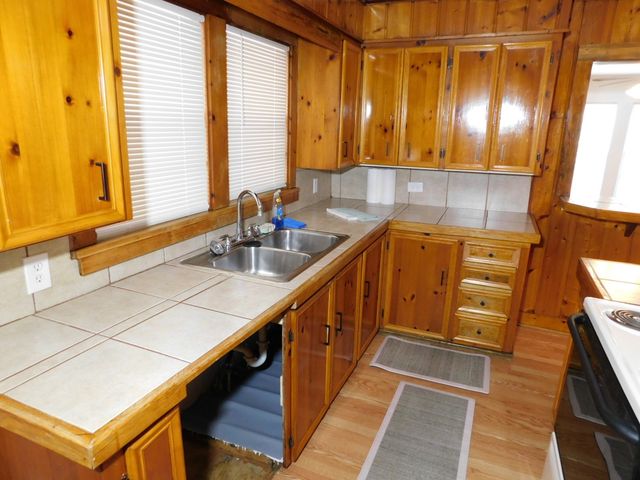 105 NW 2nd, Springhill, LA 71075