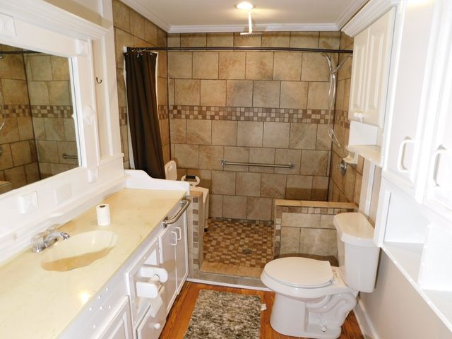 105 NW 2nd, Springhill, LA 71075