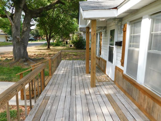 105 NW 2nd, Springhill, LA 71075