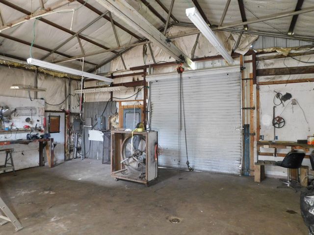 105 NW 2nd, Springhill, LA 71075