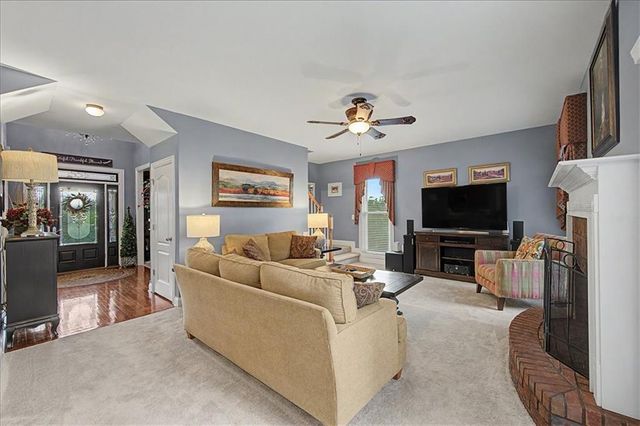 20 Lake Overlook Drive, White, GA 30184