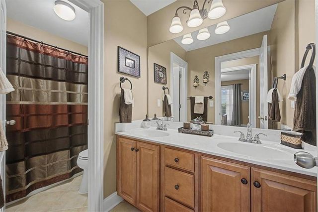 20 Lake Overlook Drive, White, GA 30184