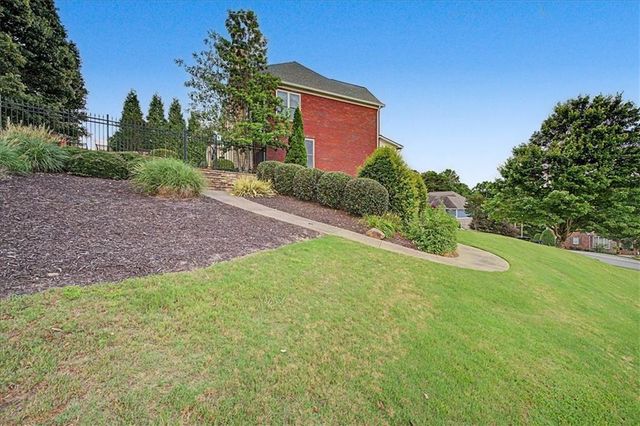 20 Lake Overlook Drive, White, GA 30184