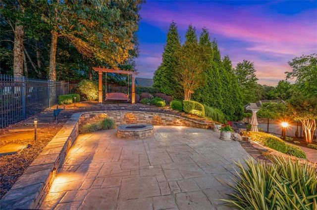 20 Lake Overlook Drive, White, GA 30184