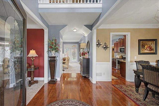 20 Lake Overlook Drive, White, GA 30184